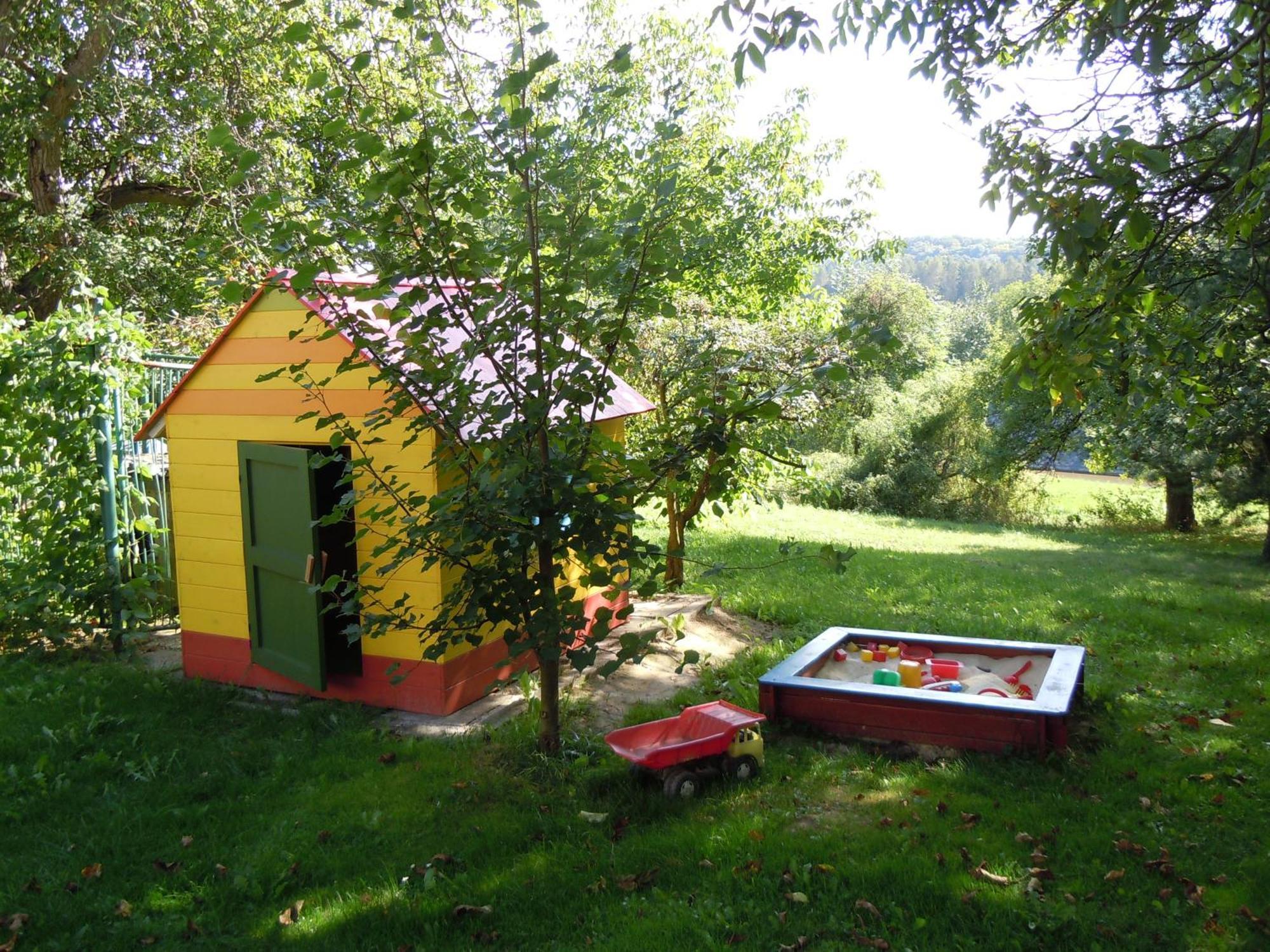 Ubytovani V Ceskem Raji Hotel Holin Exterior photo
